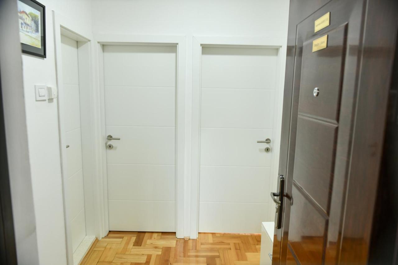 Agape C-52 Apartment Trebinje Bagian luar foto